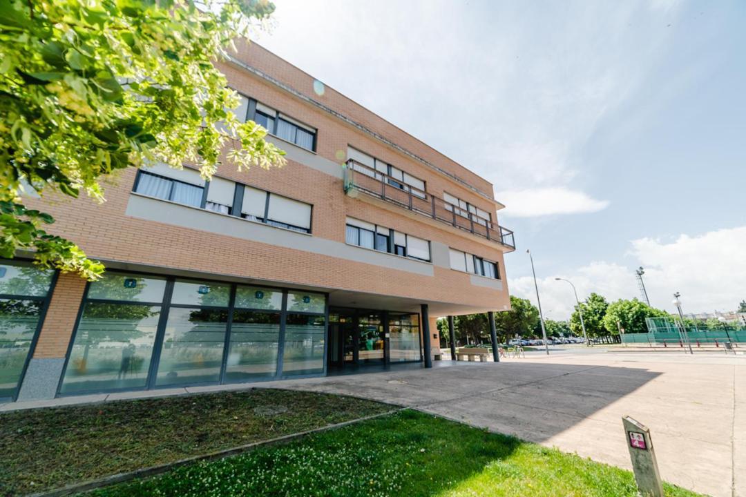 Micampus Logrono Student Residence Esterno foto