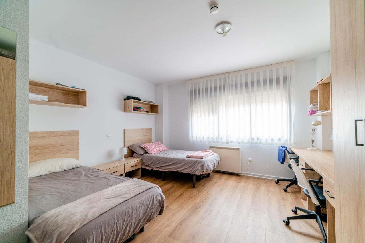 Micampus Logrono Student Residence Esterno foto