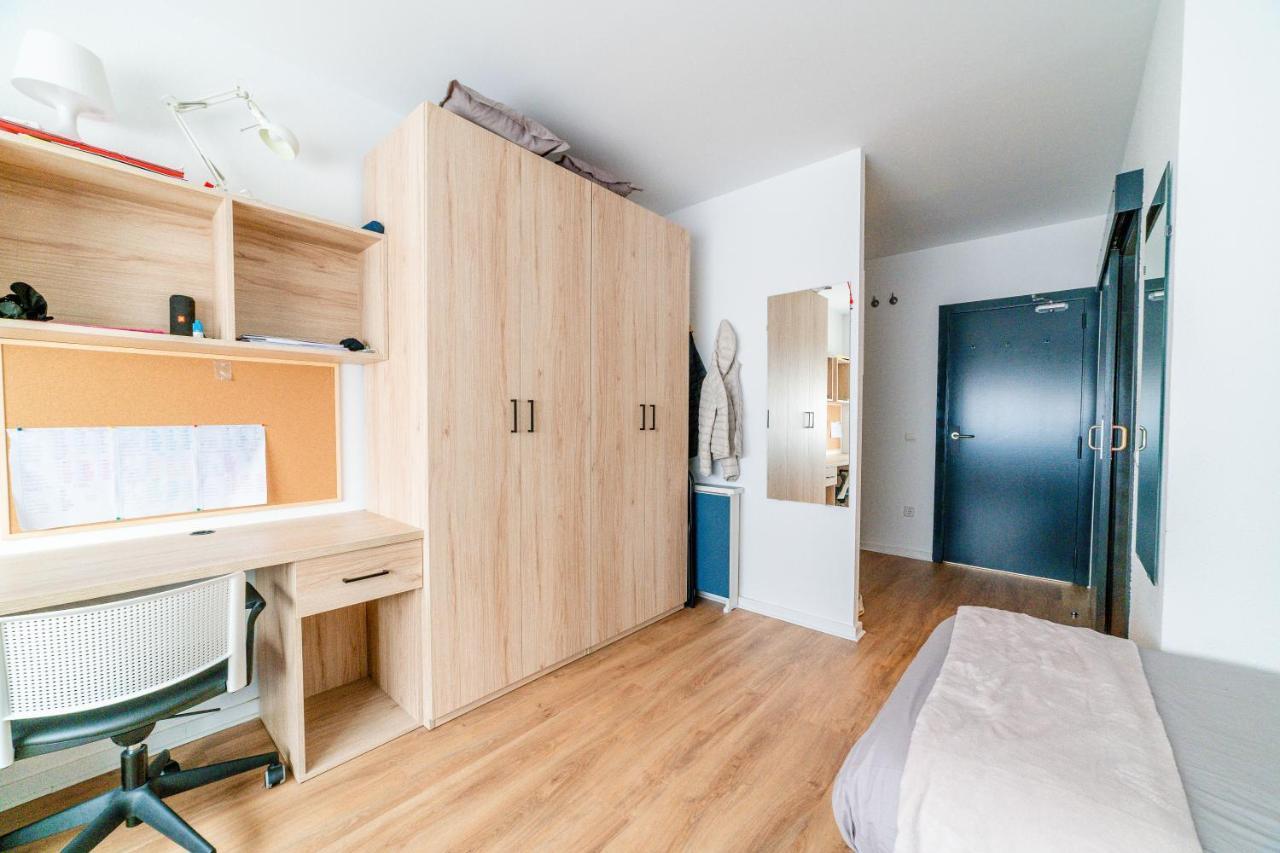 Micampus Logrono Student Residence Esterno foto